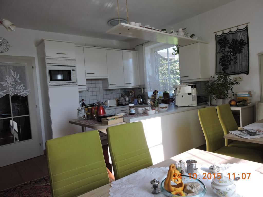 Gaestehaus Haagen Bad Waltersdorf Bagian luar foto